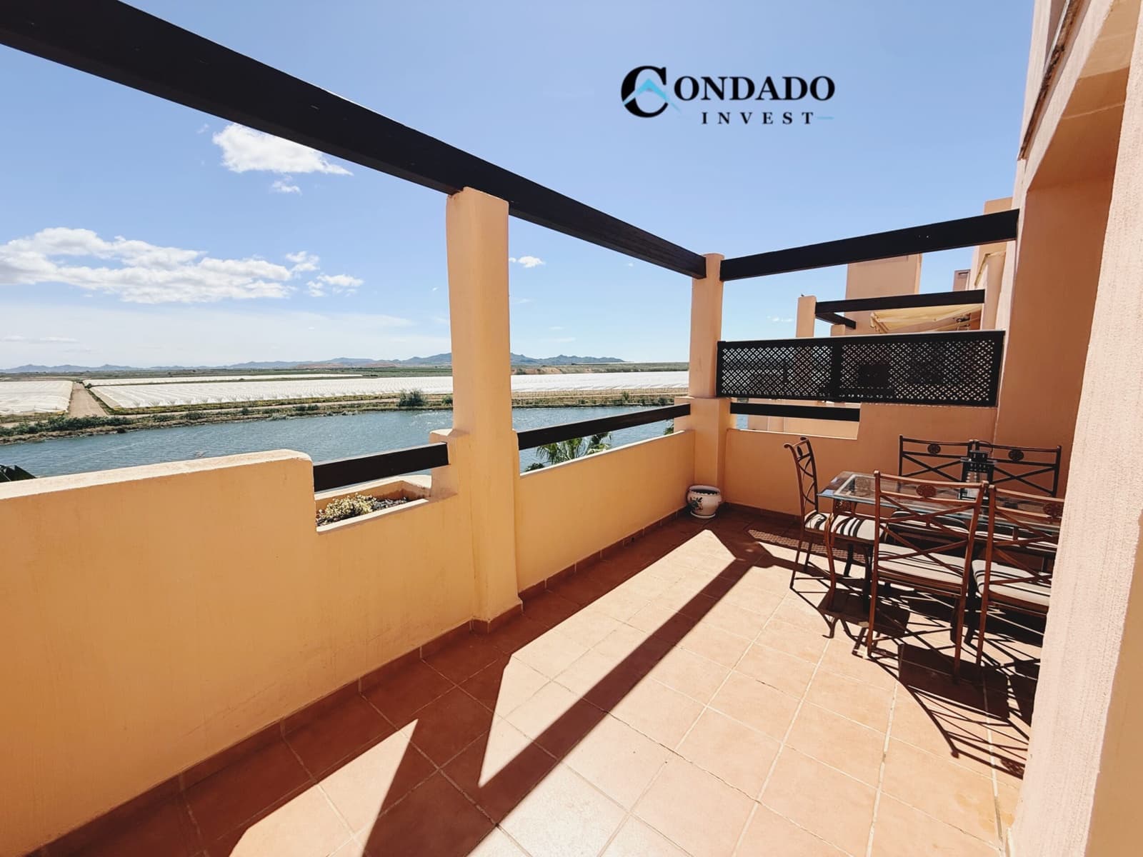 2 soverom Leilighet til salgs i Condado de Alhama med svømmebasseng garasje - € 115 000 (Ref: 9777684)