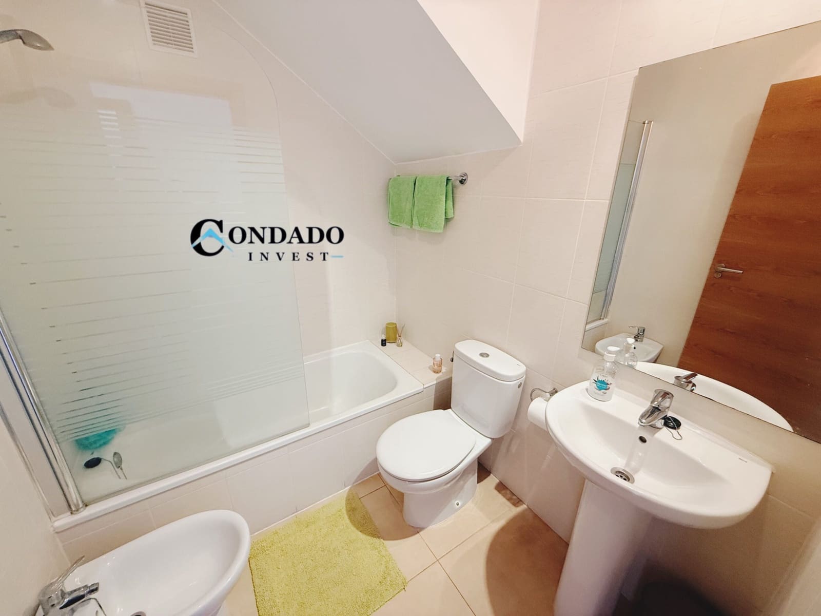 2 soverom Leilighet til salgs i Condado de Alhama med svømmebasseng - € 108 000 (Ref: 9778668)