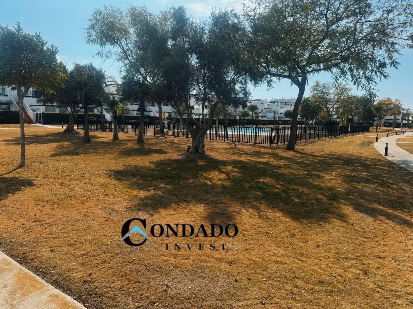 Leilighet til salgs i Condado de Alhama med svømmebasseng garasje - € 129 995 (Ref: 9778669)