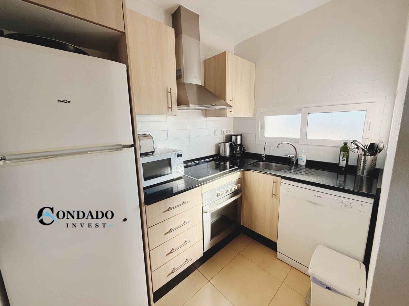 2 makuuhuone Kattohuoneisto myytävänä paikassa Condado de Alhama mukana uima-altaan 
autotalli - 126 000 € (Ref: 9778670)