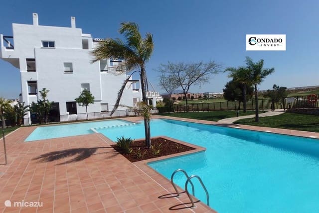 2 makuuhuone Kattohuoneisto myytävänä paikassa Condado de Alhama, Alhama de Murcia mukana uima-altaan 
autotalli - 126 000 € (Ref: 9778670)