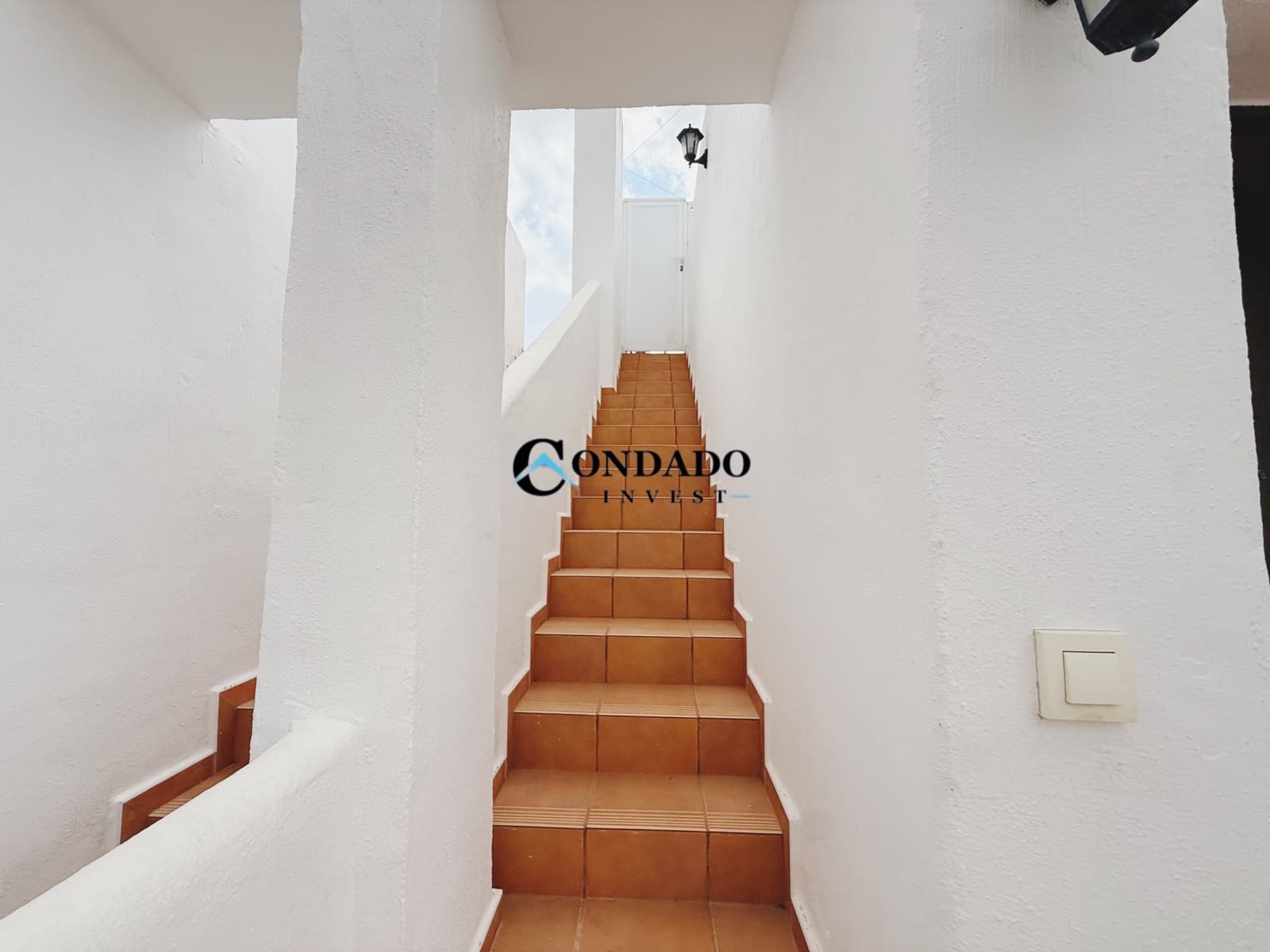 2 sovrum Lägenhet till salu i Condado de Alhama med pool - 120 000 € (Ref: 9900081)