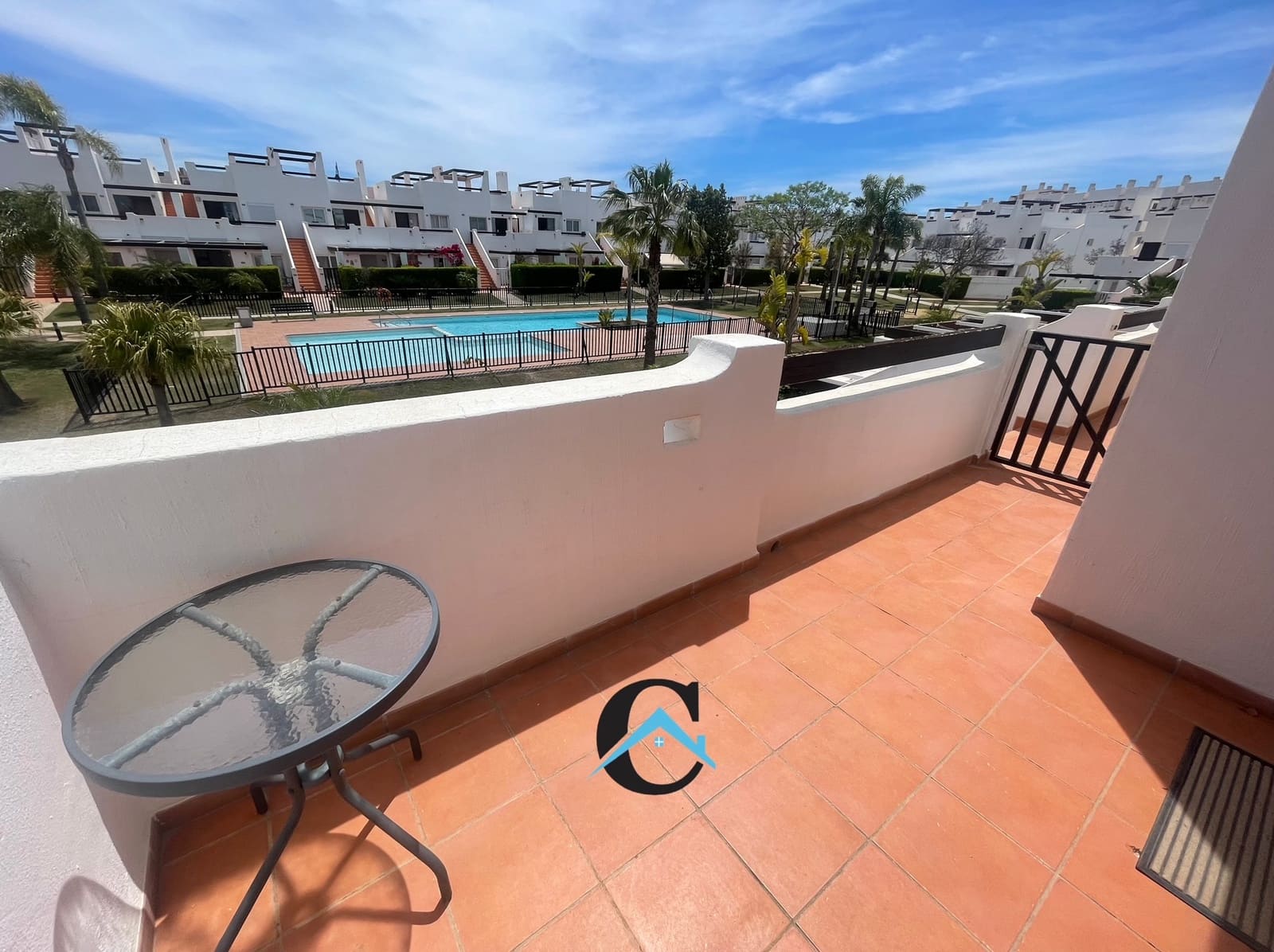 2 soverom Leilighet til salgs i Condado de Alhama med svømmebasseng garasje - € 117 000 (Ref: 9946357)