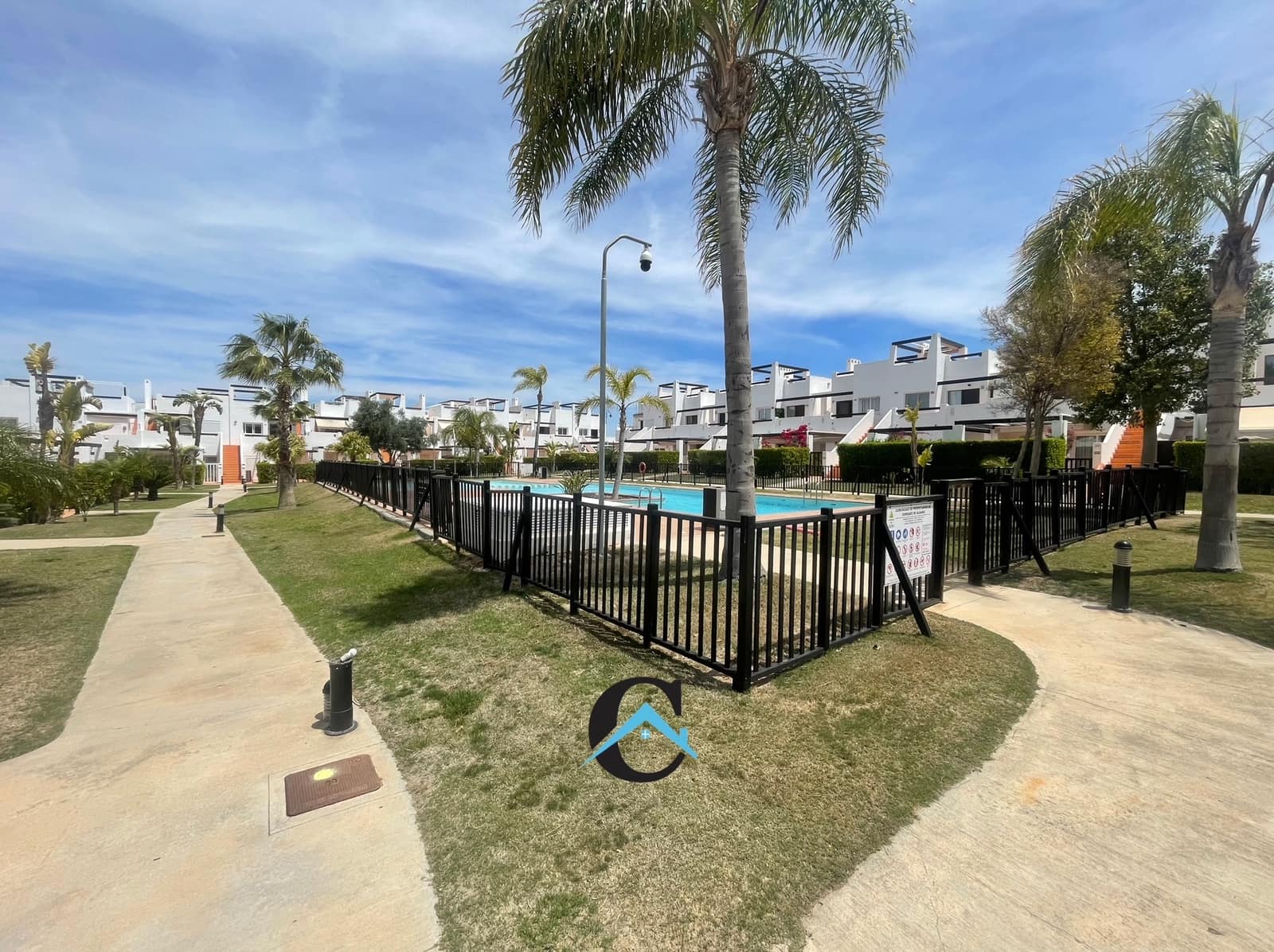 2 soverom Leilighet til salgs i Condado de Alhama med svømmebasseng garasje - € 117 000 (Ref: 9946357)