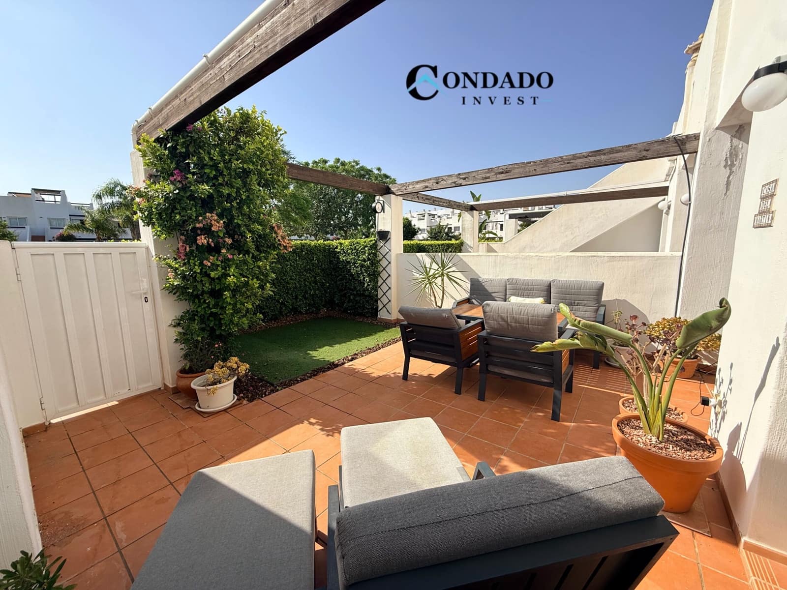 3 Zimmer Apartment zu verkaufen in Alhama de Murcia mit Pool Garage - 137.000 € (Ref: 9998098)