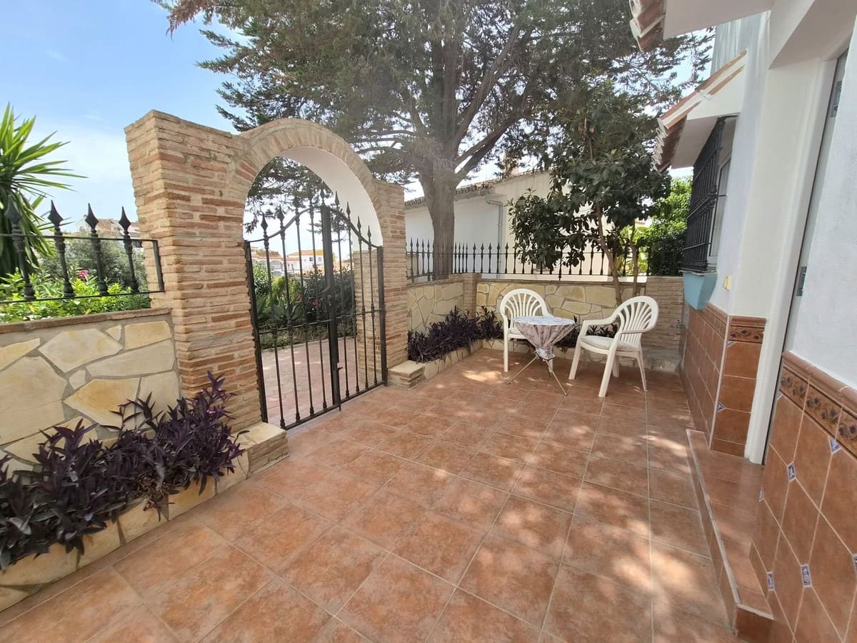 3 bedroom Townhouse for sale in Mijas with pool garage - € 349,500 (Ref: 10032408)