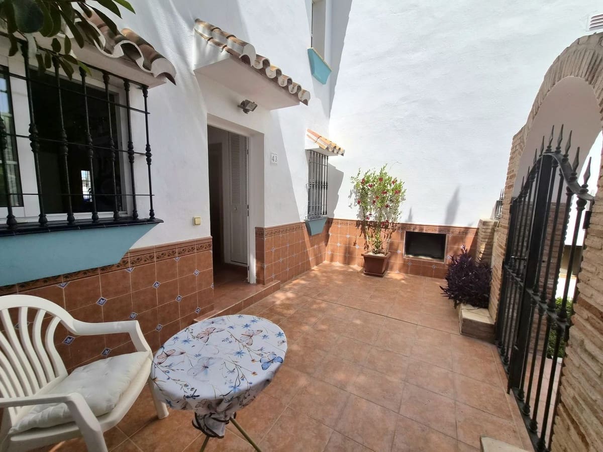 3 bedroom Townhouse for sale in Mijas with pool garage - € 349,500 (Ref: 10032408)