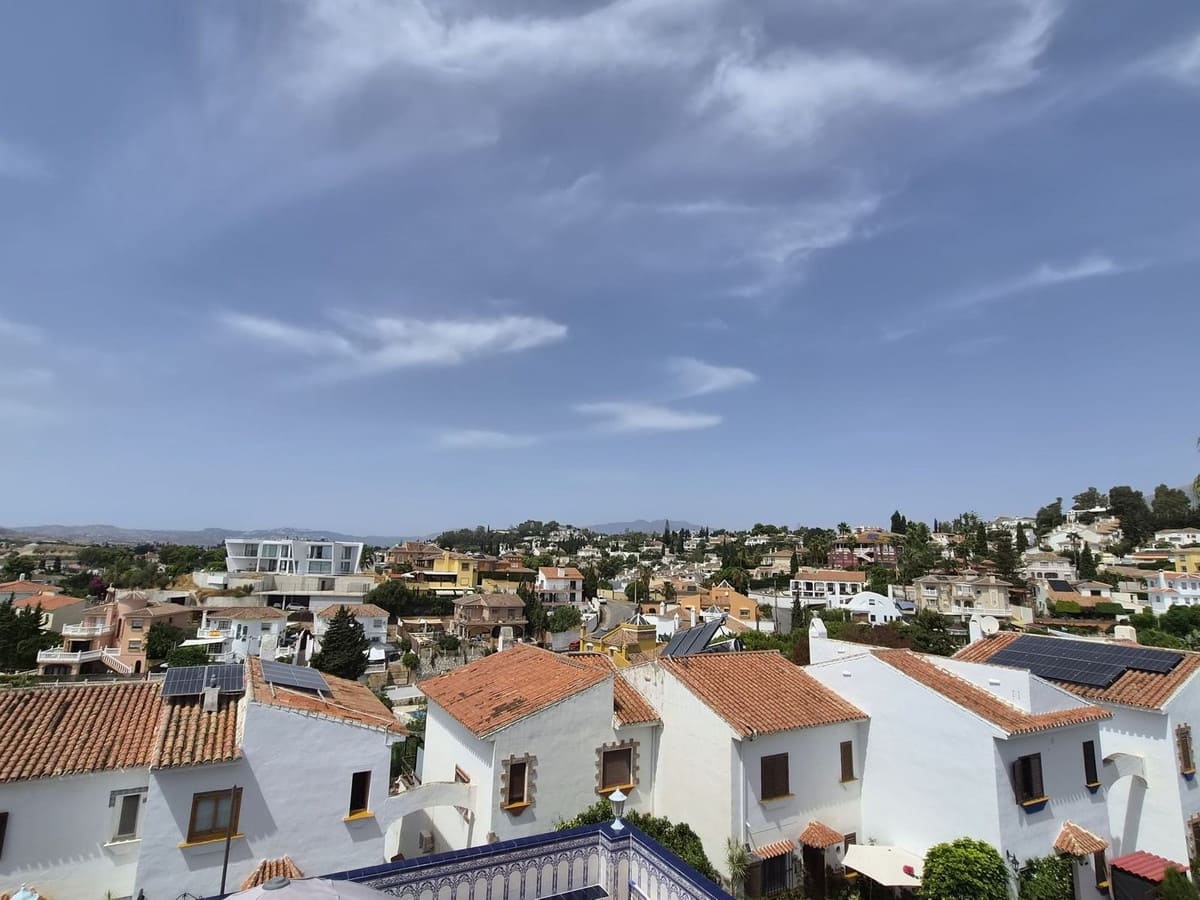 3 bedroom Townhouse for sale in Mijas with pool garage - € 349,500 (Ref: 10032408)