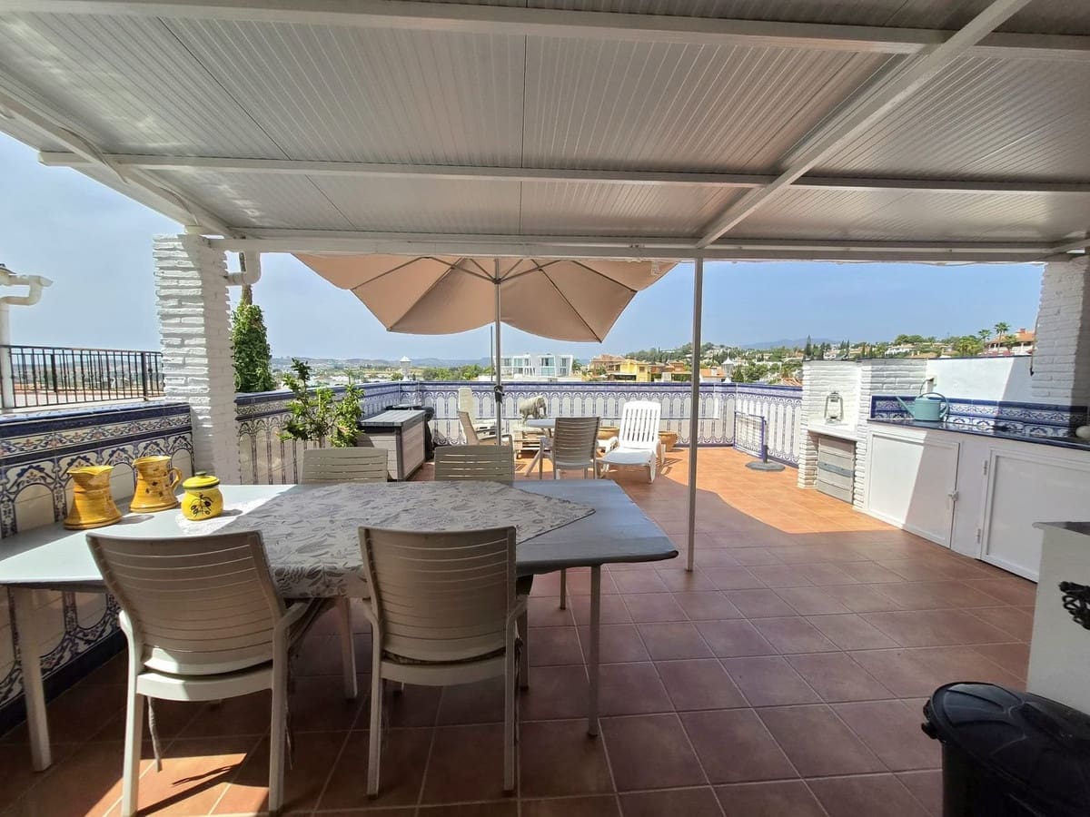3 bedroom Townhouse for sale in Mijas with pool garage - € 349,500 (Ref: 10032408)