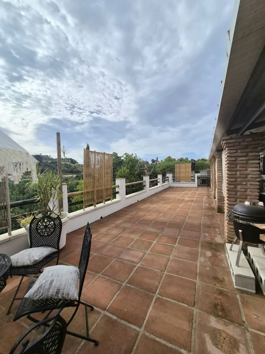 2 slaapkamer Finca/Landhuis te koop in Alhaurin el Grande met zwembad garage - € 369.000 (Ref: 10130167)