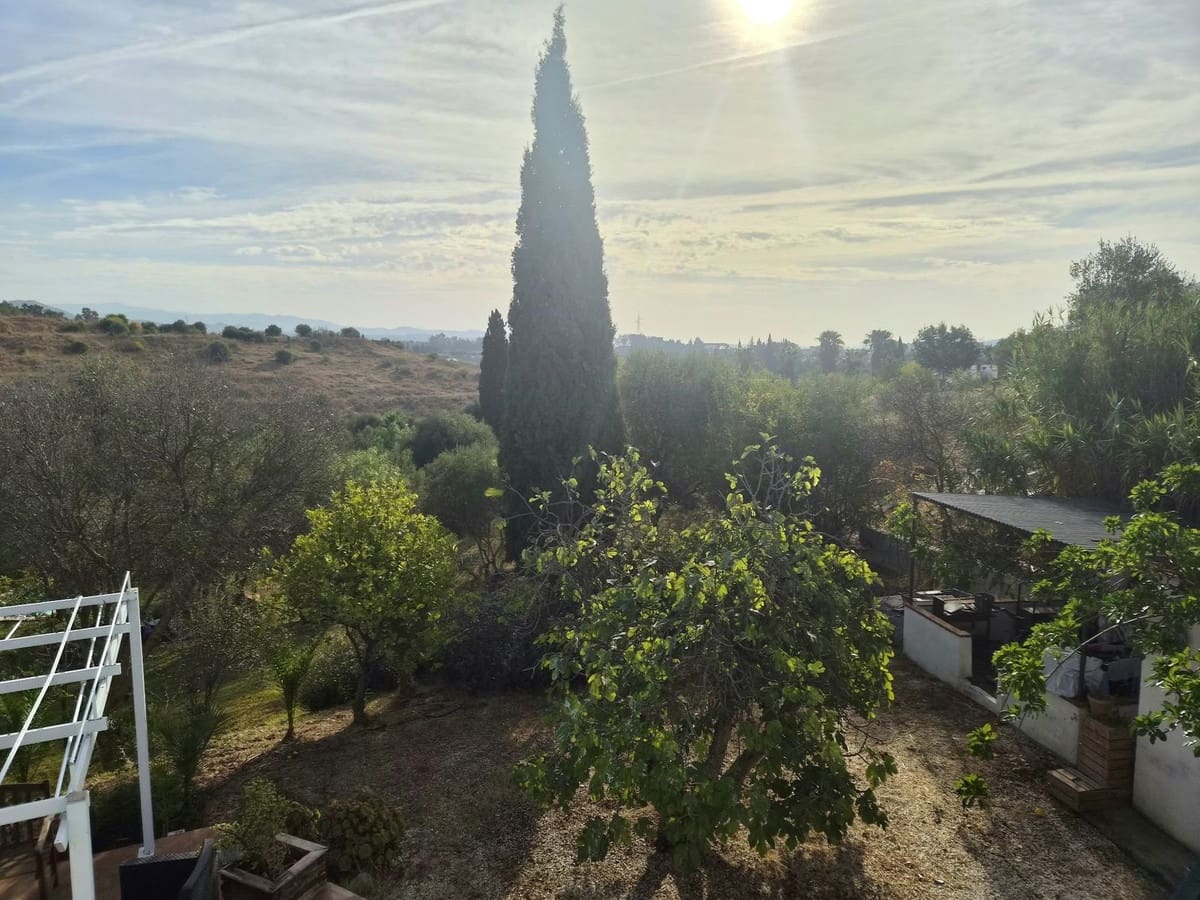 2 soveværelse Finca/Landehus til salg i Estacion de Cartama med swimmingpool garage - € 399.000 (Ref: 10136427)