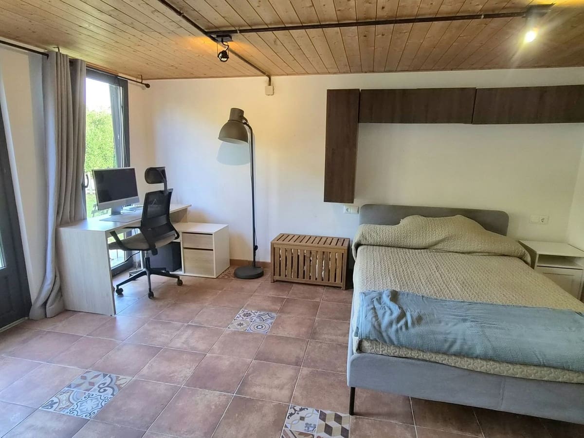 2 soveværelse Finca/Landehus til salg i Estacion de Cartama med swimmingpool garage - € 399.000 (Ref: 10136427)