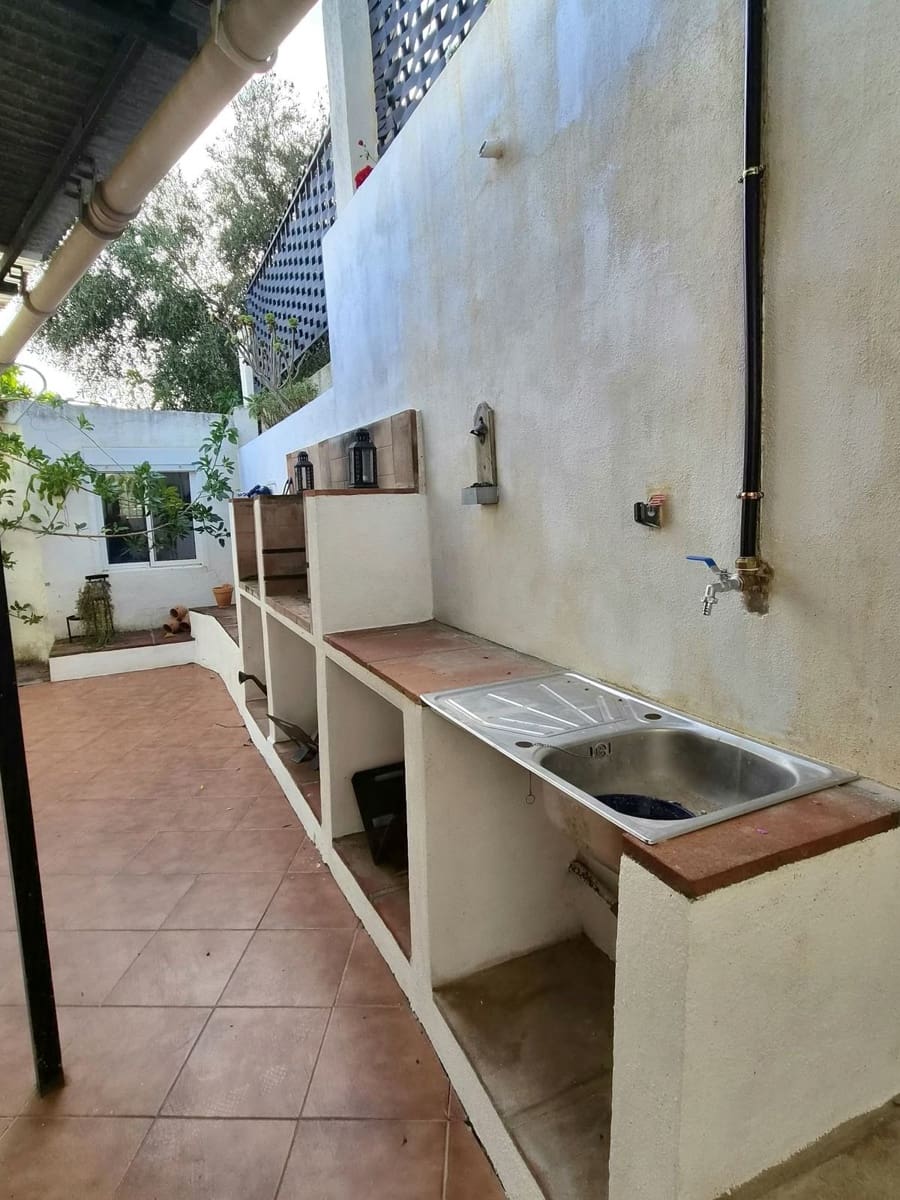 2 soveværelse Finca/Landehus til salg i Estacion de Cartama med swimmingpool garage - € 399.000 (Ref: 10136427)