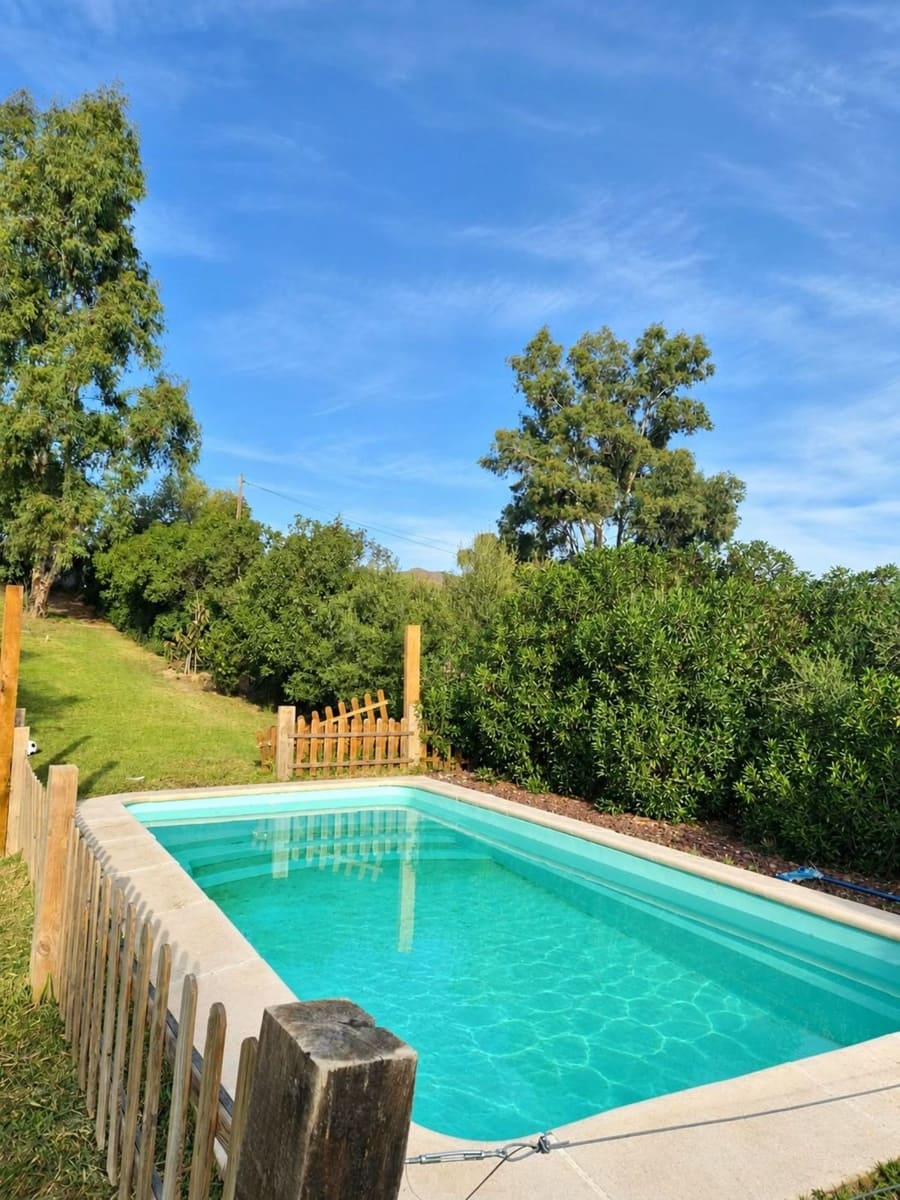 2 soveværelse Finca/Landehus til salg i Estacion de Cartama med swimmingpool garage - € 399.000 (Ref: 10136427)