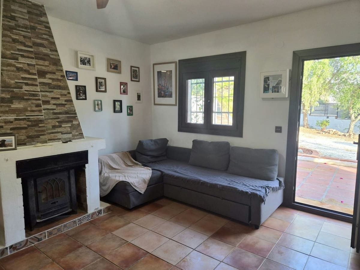 2 bedroom Finca/Country House for sale in Estacion de Cartama with pool garage - € 399,000 (Ref: 10136427)