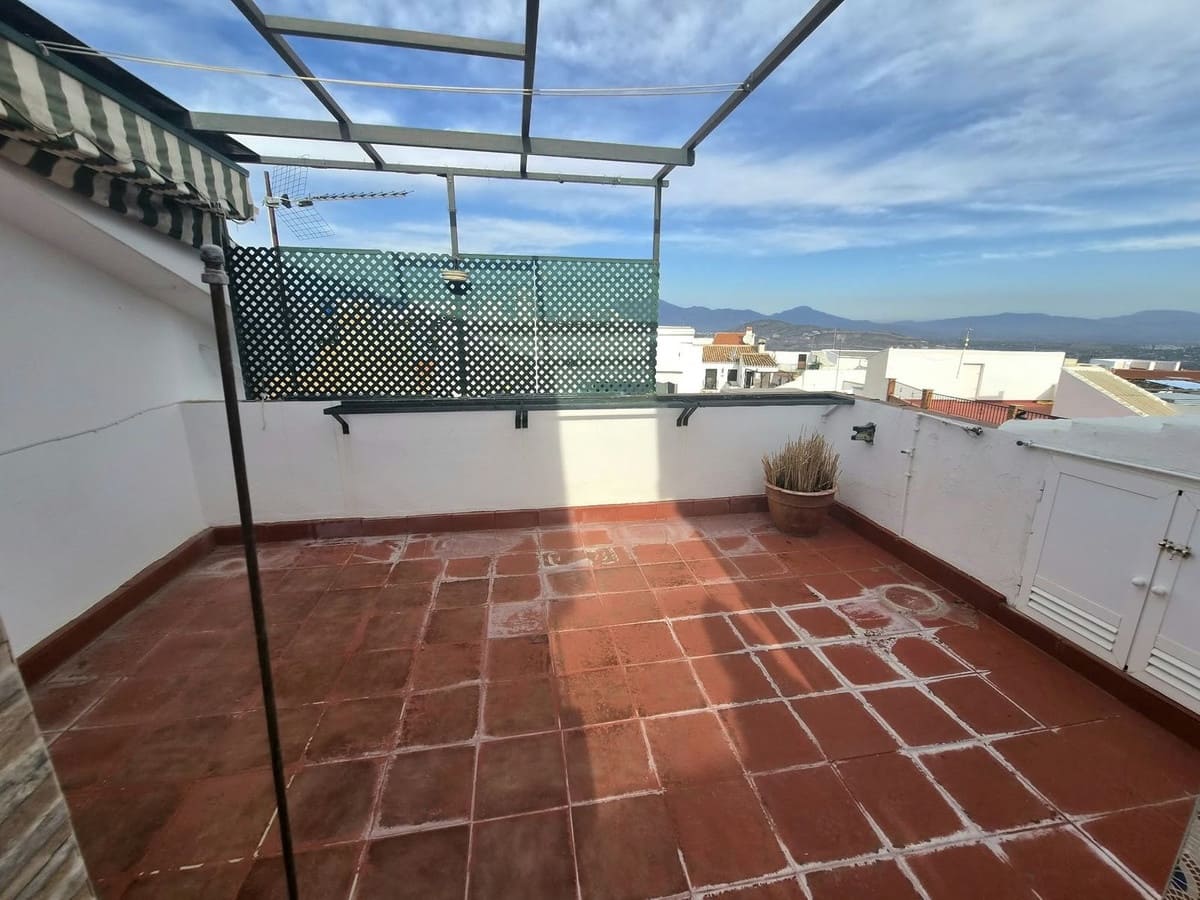4 soverom Hus til salgs i Alhaurin el Grande med garasje - € 430 000 (Ref: 10150417)