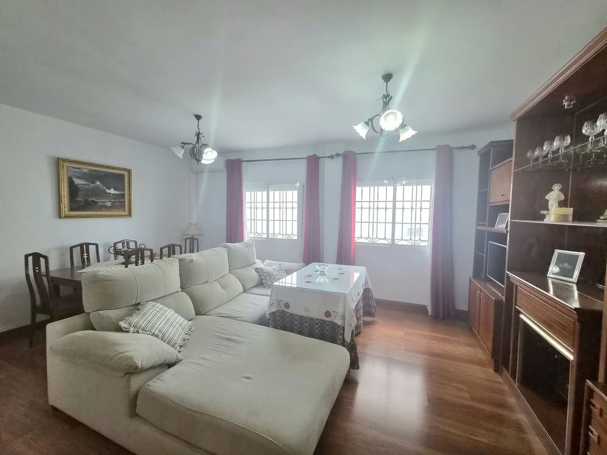 4 soverom Hus til salgs i Alhaurin el Grande med garasje - € 430 000 (Ref: 10150417)