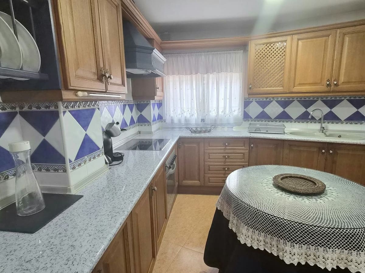 4 soverom Hus til salgs i Alhaurin el Grande med garasje - € 430 000 (Ref: 10150417)
