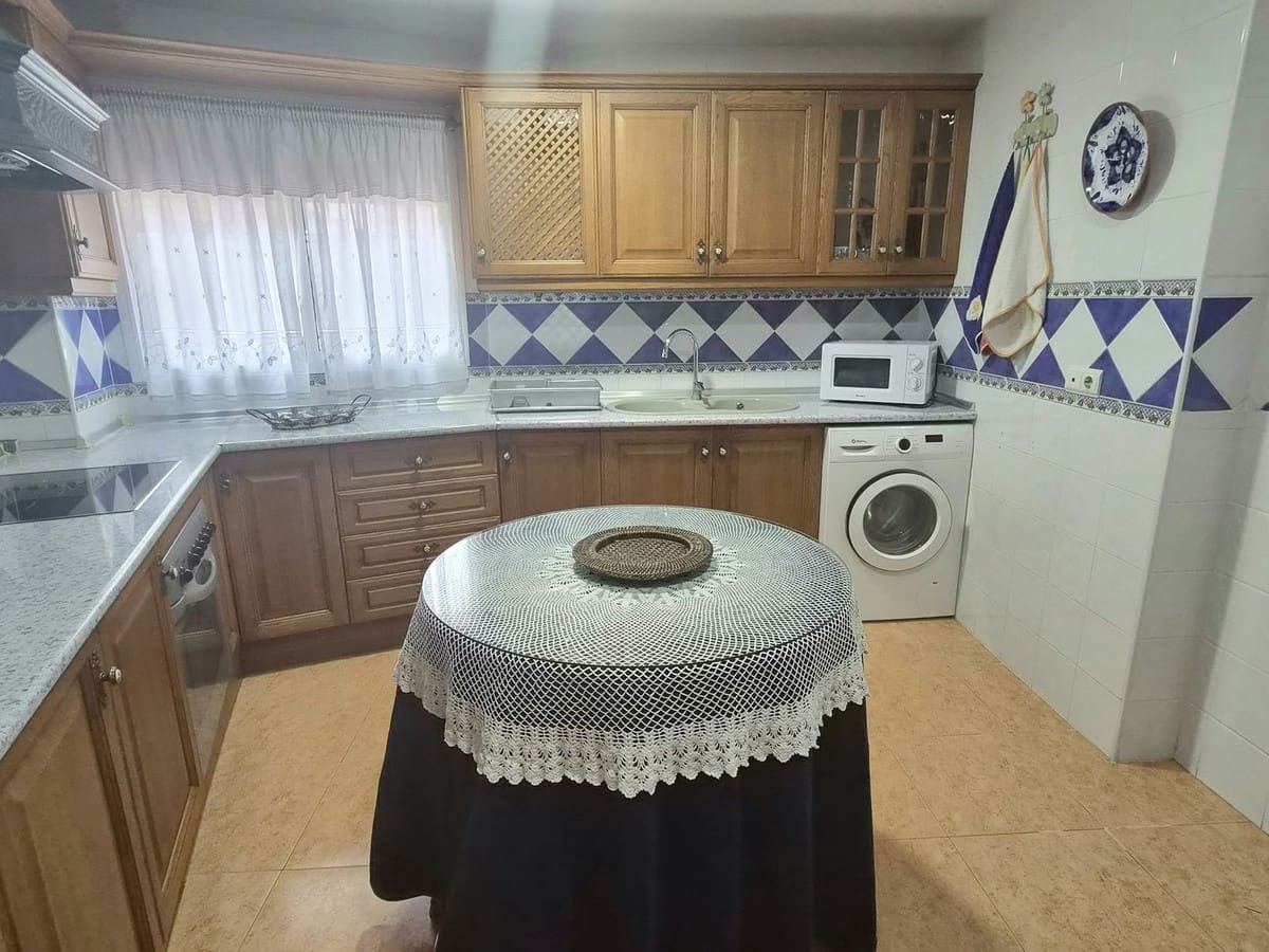 4 soverom Hus til salgs i Alhaurin el Grande med garasje - € 430 000 (Ref: 10150417)