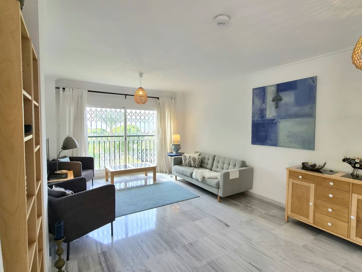 3 bedroom Apartment for sale in Alhaurin Golf with pool garage - € 379,000 (Ref: 10163628)