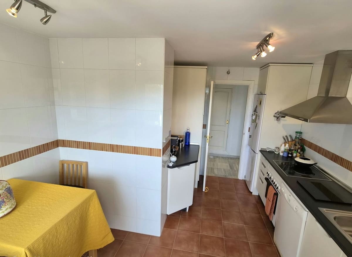 3 bedroom Apartment for sale in Alhaurin Golf with pool garage - € 379,000 (Ref: 10163628)