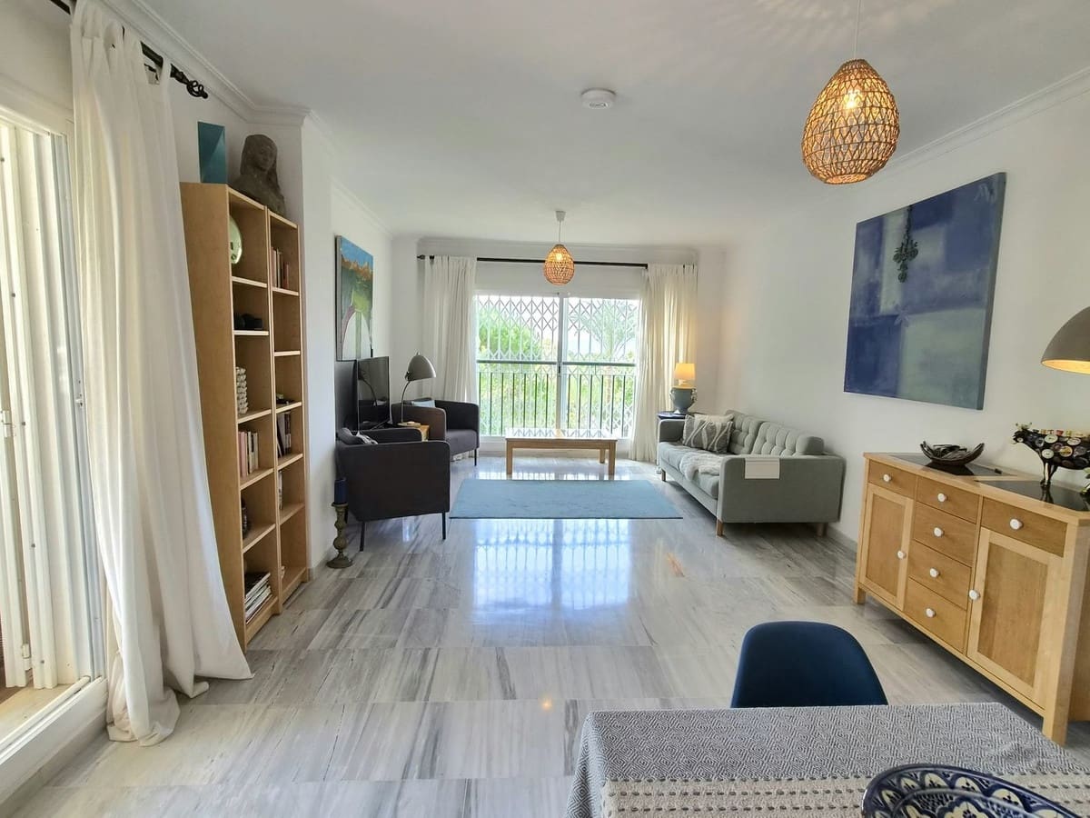 3 bedroom Apartment for sale in Alhaurin Golf with pool garage - € 379,000 (Ref: 10163628)