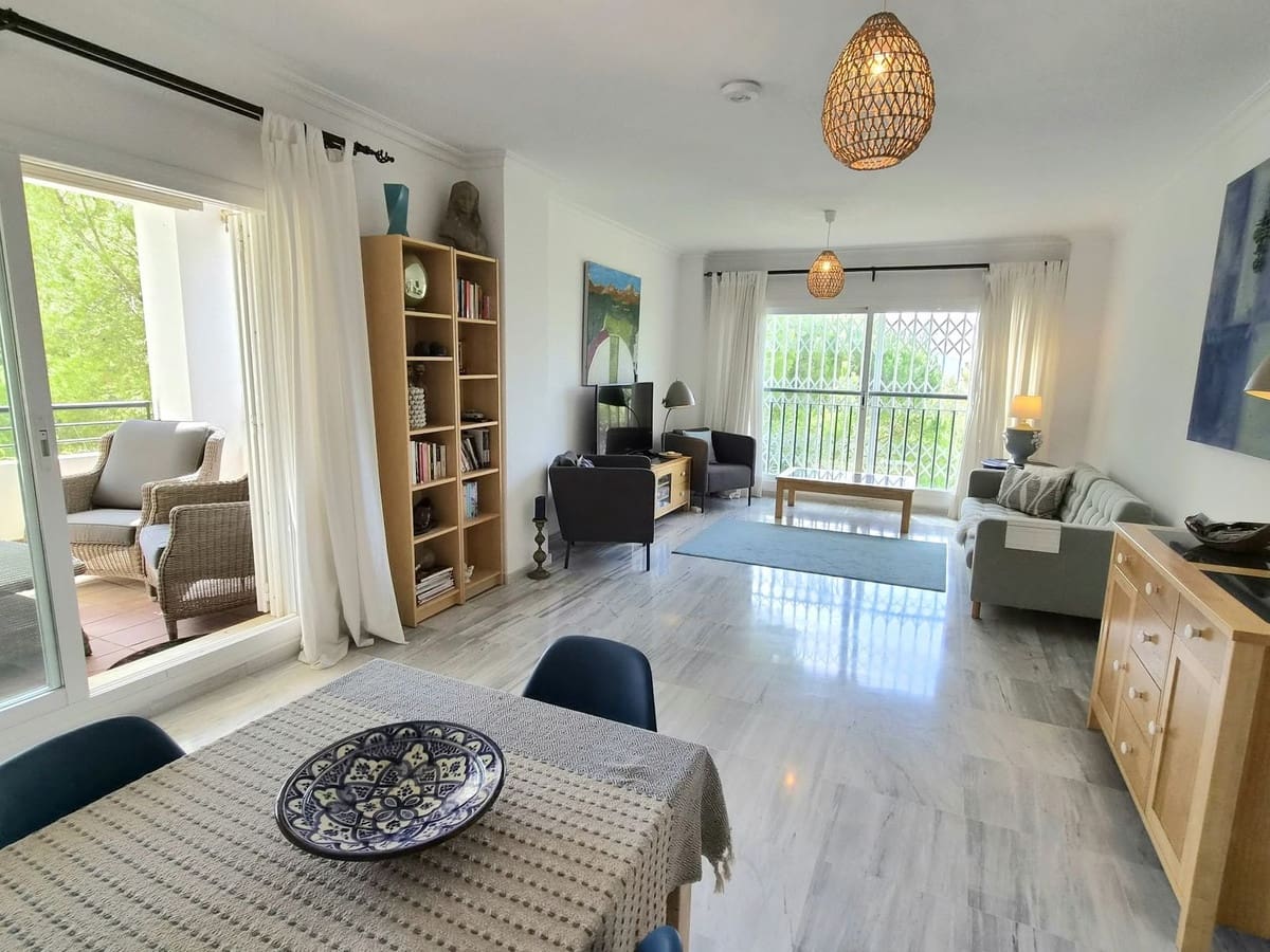 3 bedroom Apartment for sale in Alhaurin Golf with pool garage - € 379,000 (Ref: 10163628)