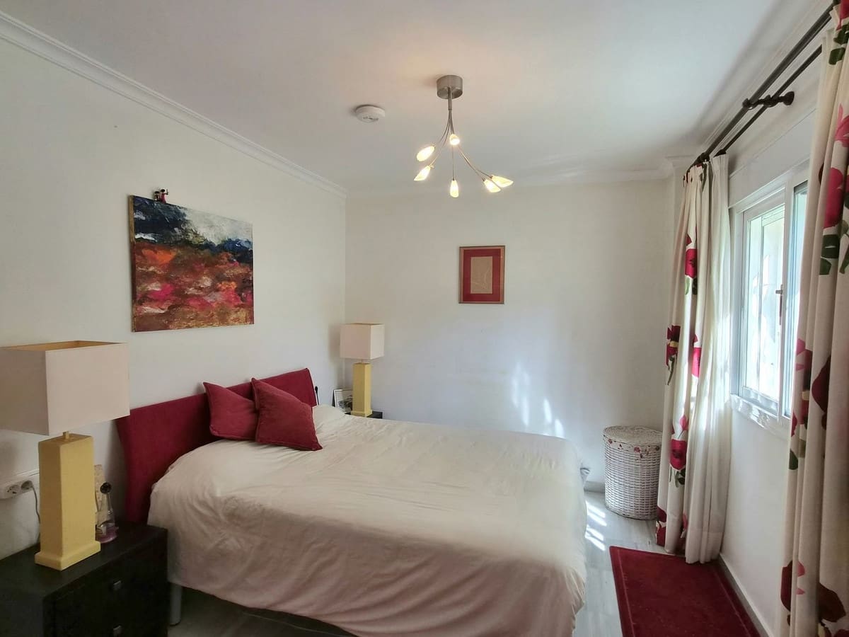 3 bedroom Apartment for sale in Alhaurin Golf with pool garage - € 379,000 (Ref: 10163628)