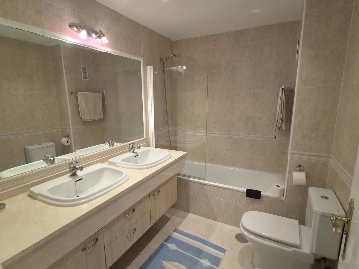 3 bedroom Apartment for sale in Alhaurin Golf with pool garage - € 379,000 (Ref: 10163628)