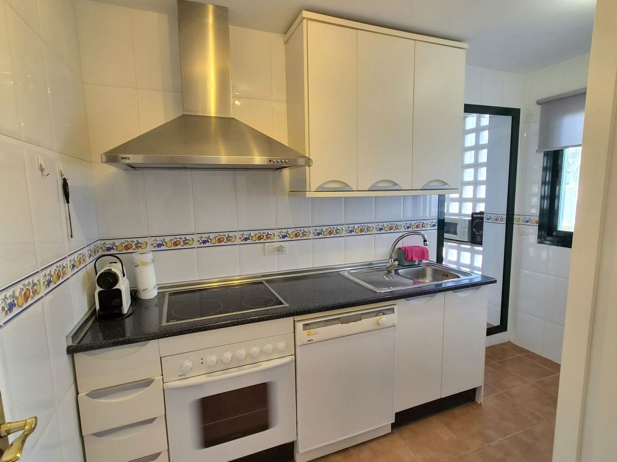 Apartamento de 2 habitaciones en Alhaurín Golf en alquiler con piscina garaje - 1.250 € (Ref: 10169319)