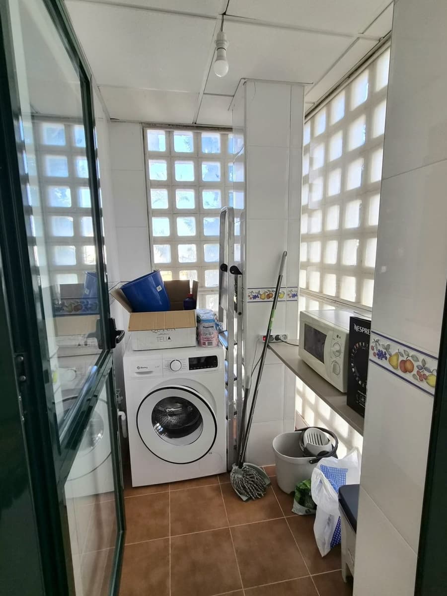 Apartamento de 2 habitaciones en Alhaurín Golf en alquiler con piscina garaje - 1.250 € (Ref: 10169319)
