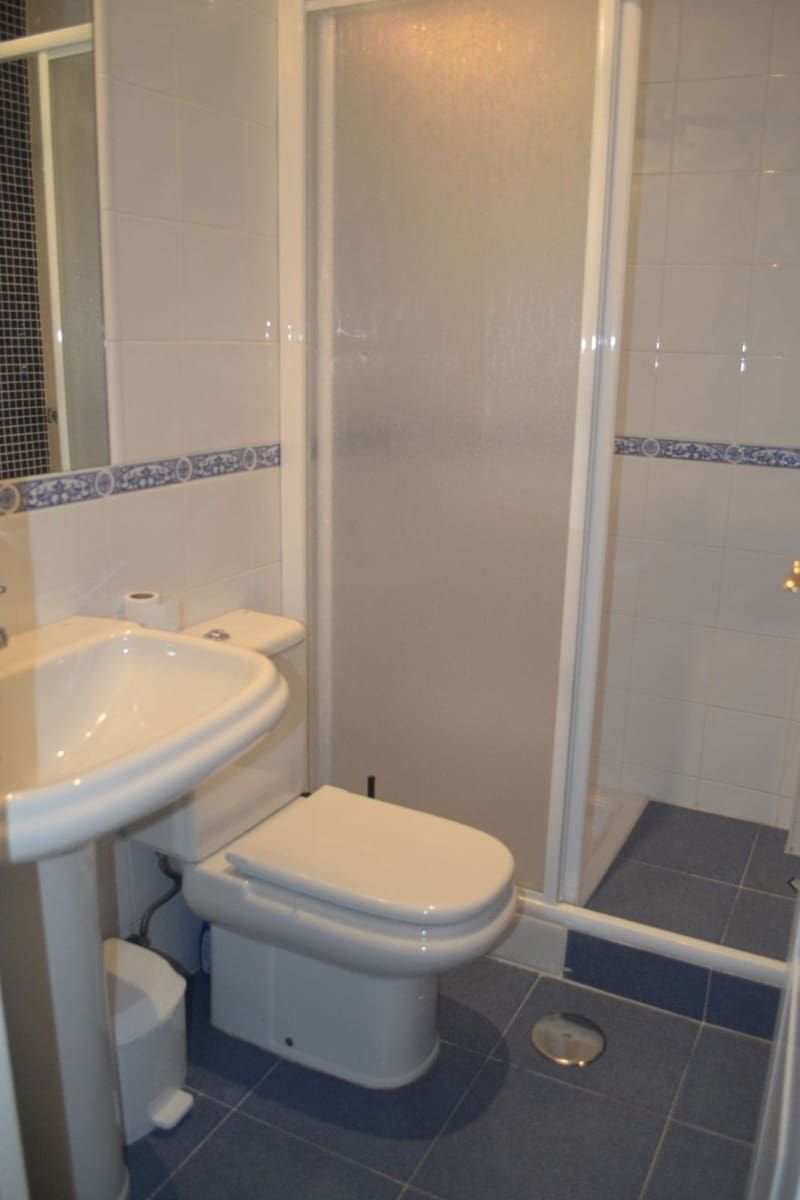 2 slaapkamer Appartement voor vakantieverhuur in Alhaurin Golf met zwembad garage - € 600 (Ref: 6721310)