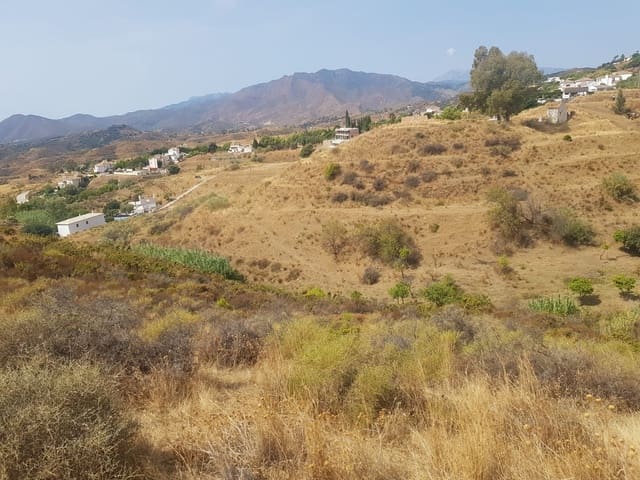 Grunde uden byggetilladelser til salg i Valtocado, Mijas - € 955.000 (Ref: 6754180)
