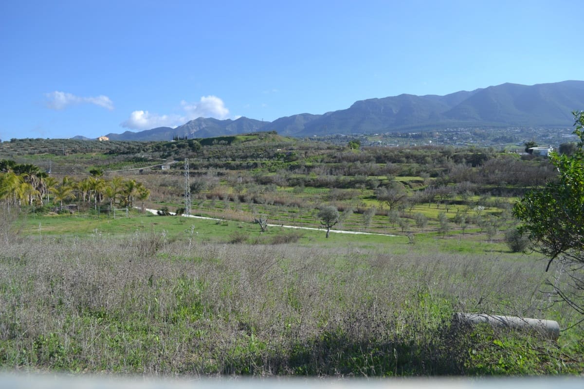 Grond te koop in Alhaurin el Grande - € 67.500 (Ref: 6805203)