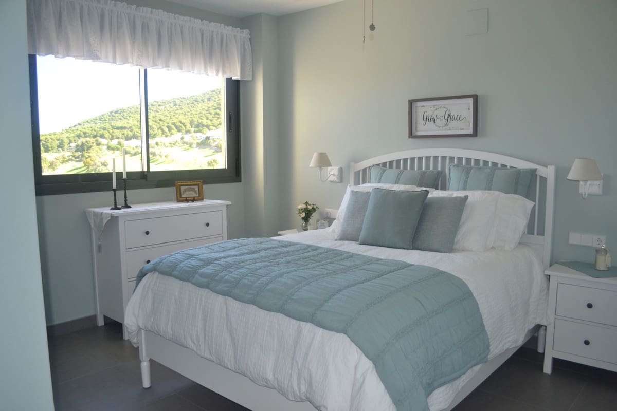 3 bedroom Penthouse for holiday rental in Alhaurin Golf with pool garage - € 700 (Ref: 6857702)