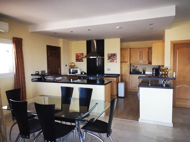 3 sypialnia Willa na kwatery wakacyjne w Alhaurín Golf, Alhaurín el Grande z basenem - 2 100 € (Ref: 7015969)