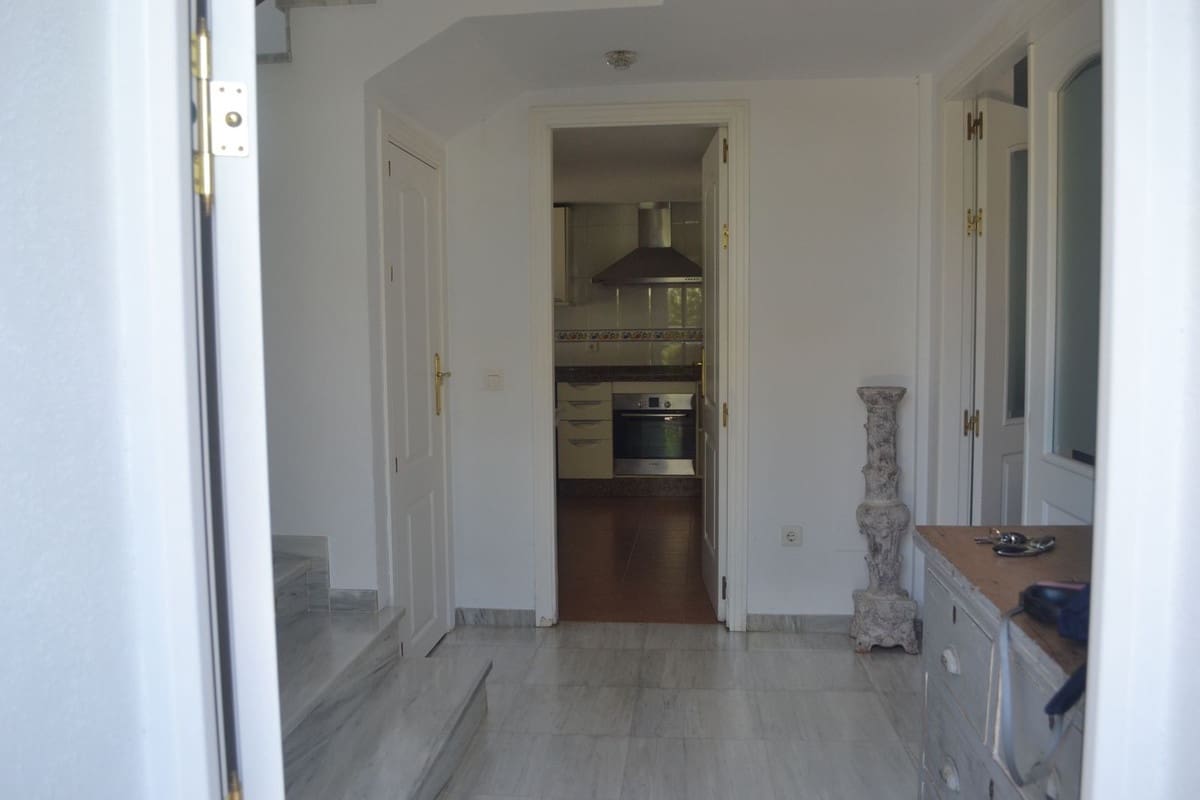 3 quarto Casa em Banda para venda em Alhaurin Golf com piscina garagem - 460 000 € (Ref: 7065601)