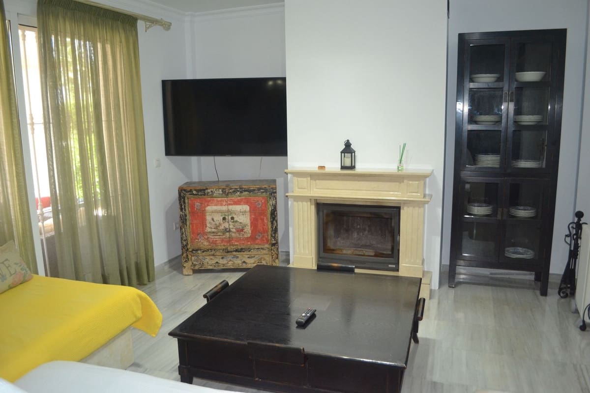 3 quarto Casa em Banda para venda em Alhaurin Golf com piscina garagem - 460 000 € (Ref: 7065601)