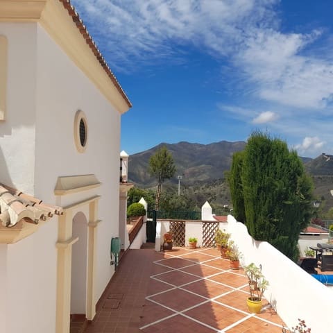 3 soveværelse Semi-Rækkehus til salg i Alhaurín Golf, Alhaurín el Grande med garage - € 455.000 (Ref: 7188496)