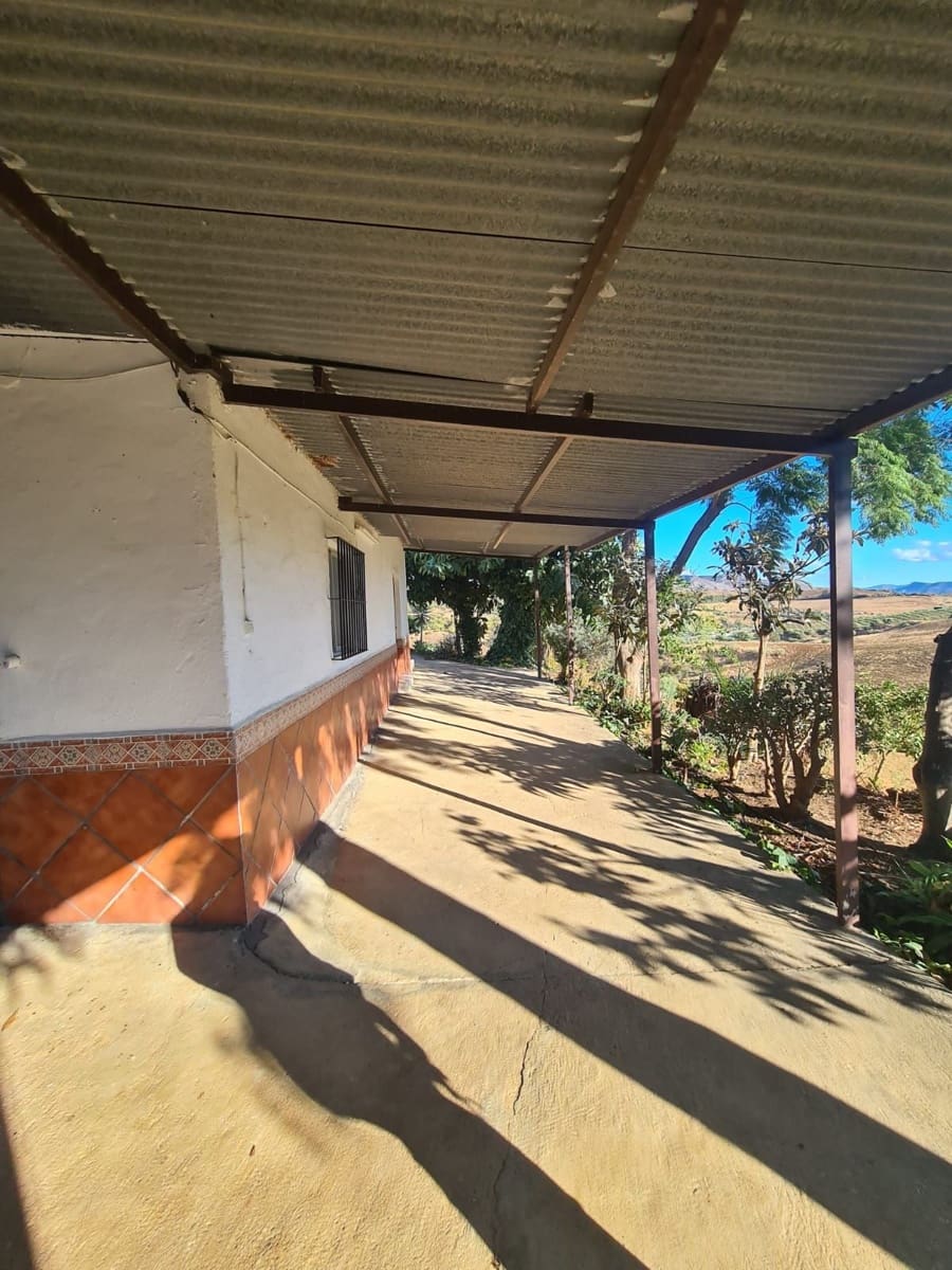 3 soveværelse Finca/Landehus til salg i Pizarra med swimmingpool garage - € 632.500 (Ref: 7248168)