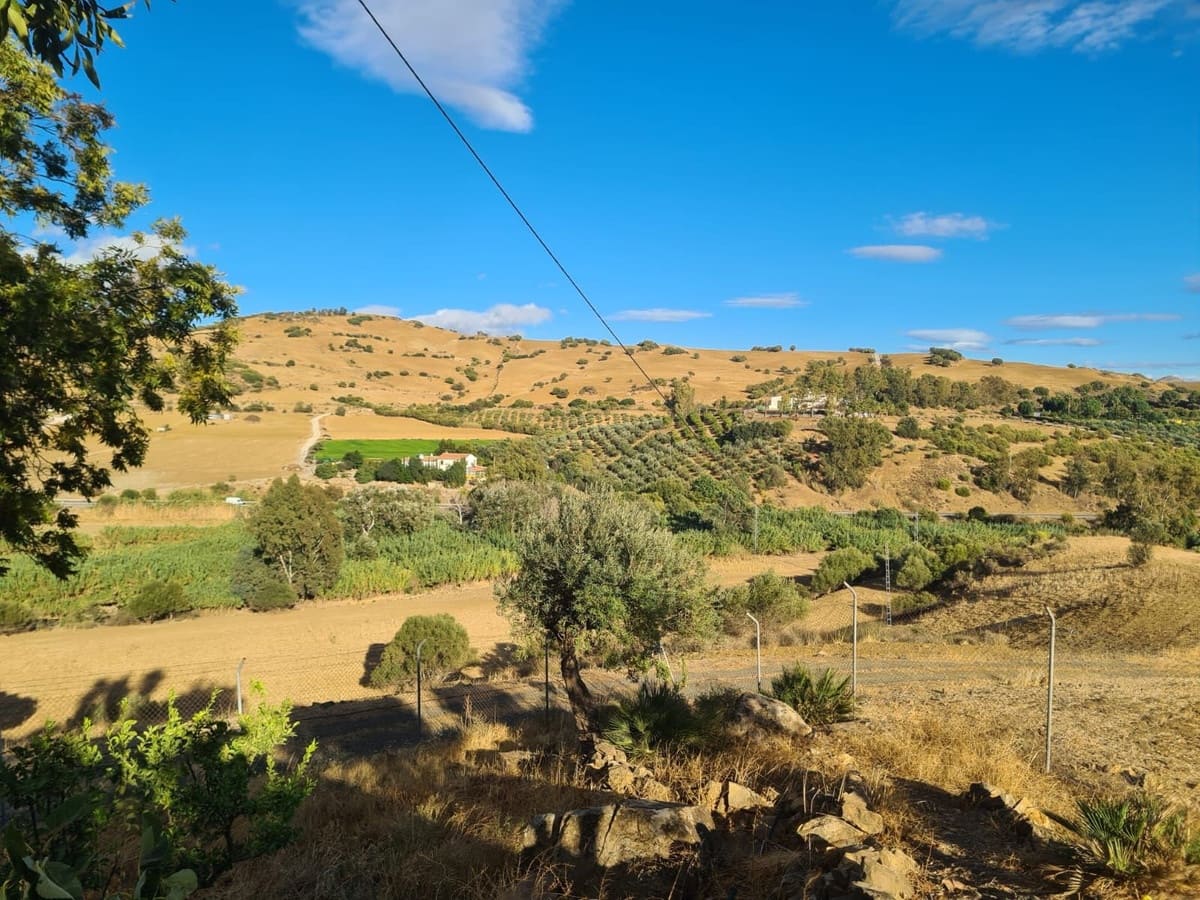 3 soveværelse Finca/Landehus til salg i Pizarra med swimmingpool garage - € 632.500 (Ref: 7248168)