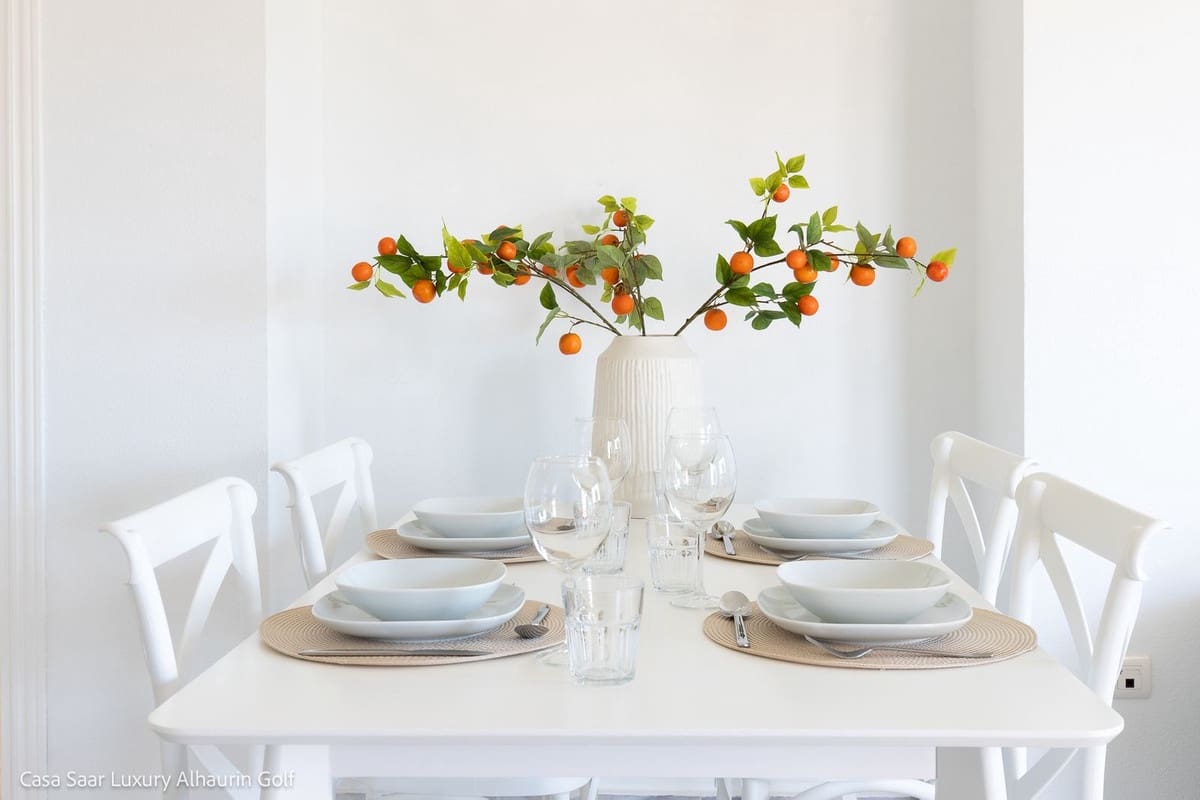 2 slaapkamer Appartement voor vakantieverhuur in Alhaurin Golf met zwembad garage - € 640 (Ref: 7749251)