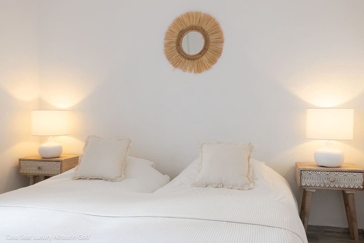 2 Zimmer Ferienapartment in Alhaurin Golf mit Pool Garage - 640 € (Ref: 7749251)