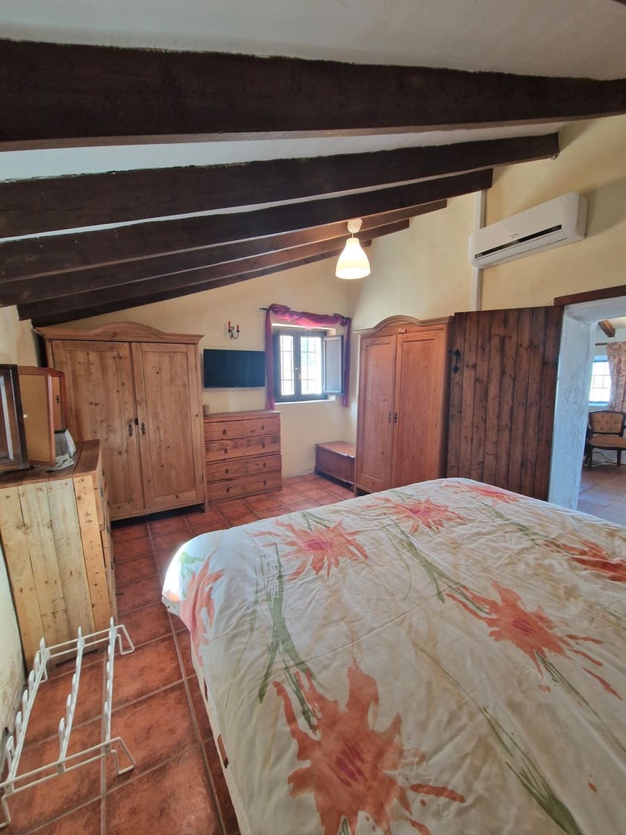 3 slaapkamer Finca/Landhuis te koop in Pizarra met garage - € 299.500 (Ref: 8349487)