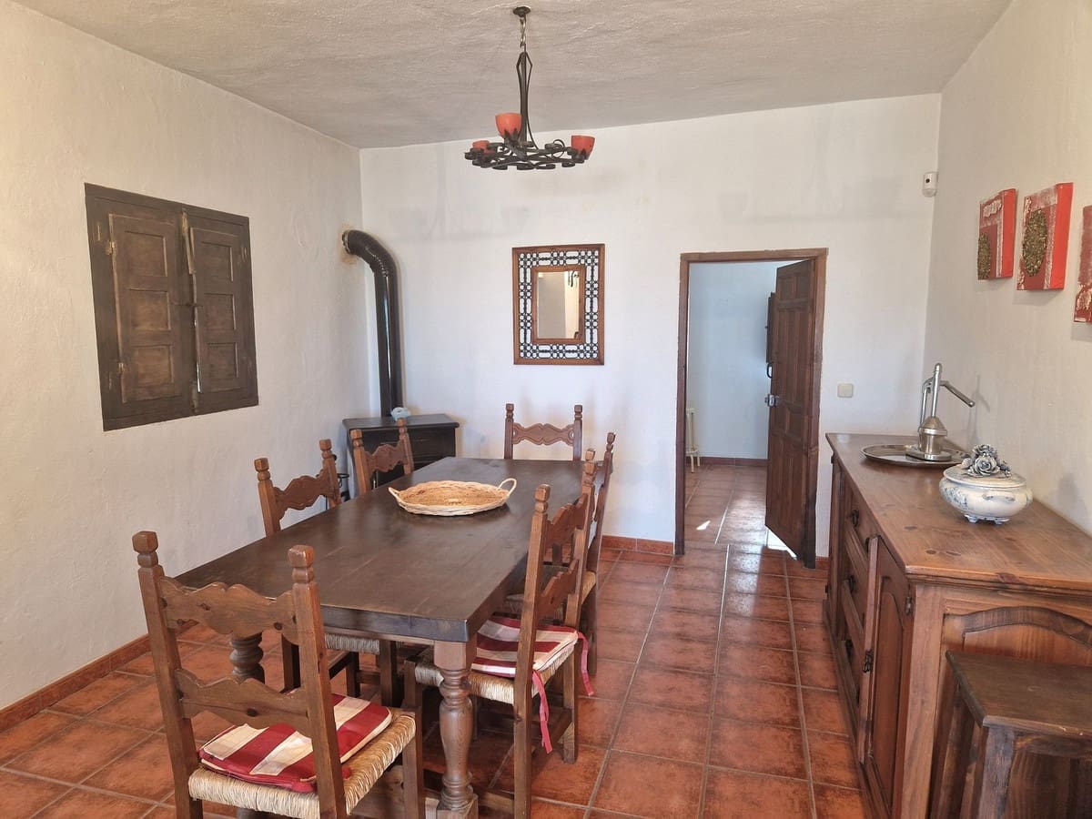 3 soveværelse Finca/Landehus til salg i Pizarra med garage - € 229.000 (Ref: 8349487)