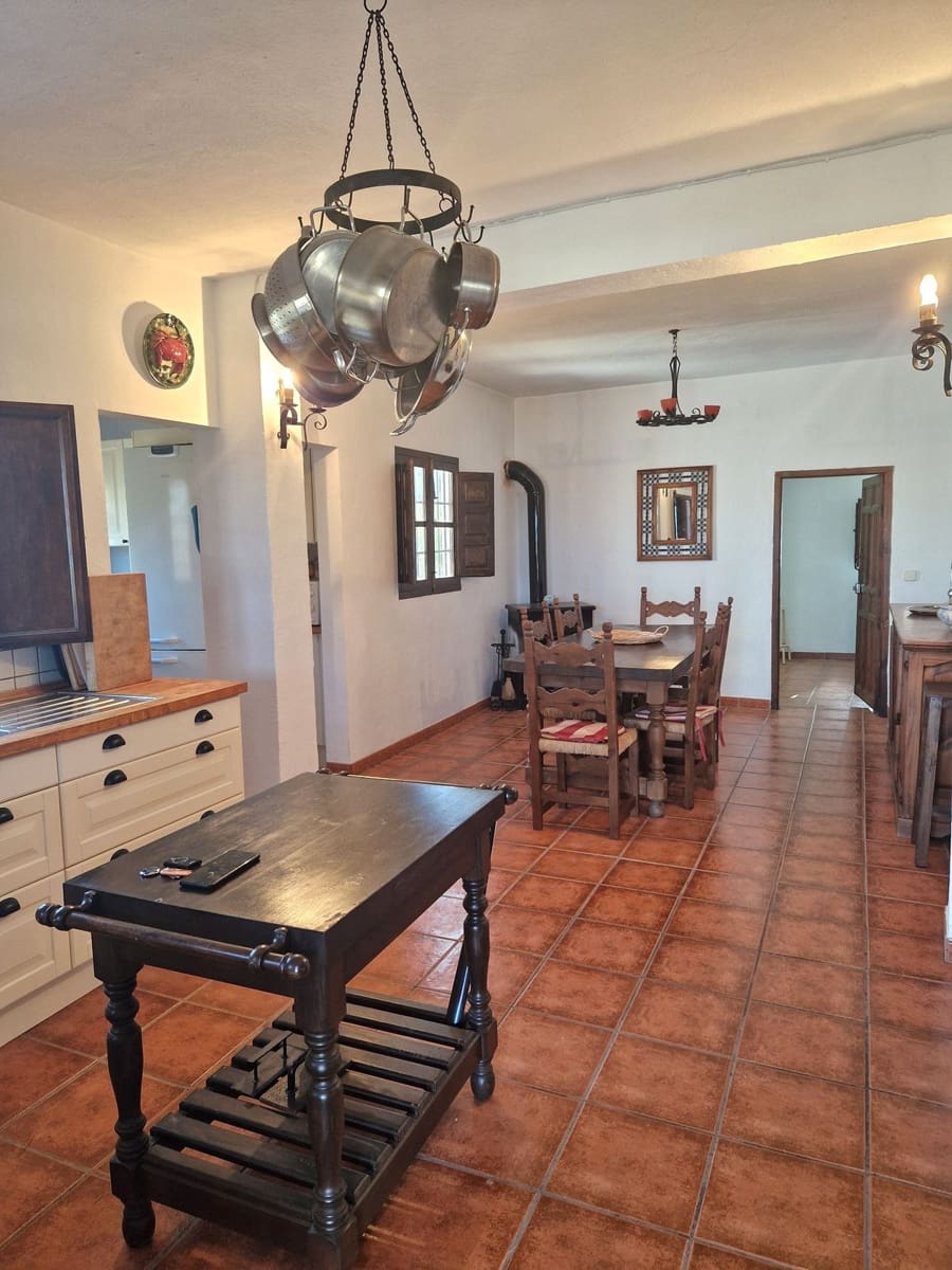 3 soveværelse Finca/Landehus til salg i Pizarra med garage - € 229.000 (Ref: 8349487)