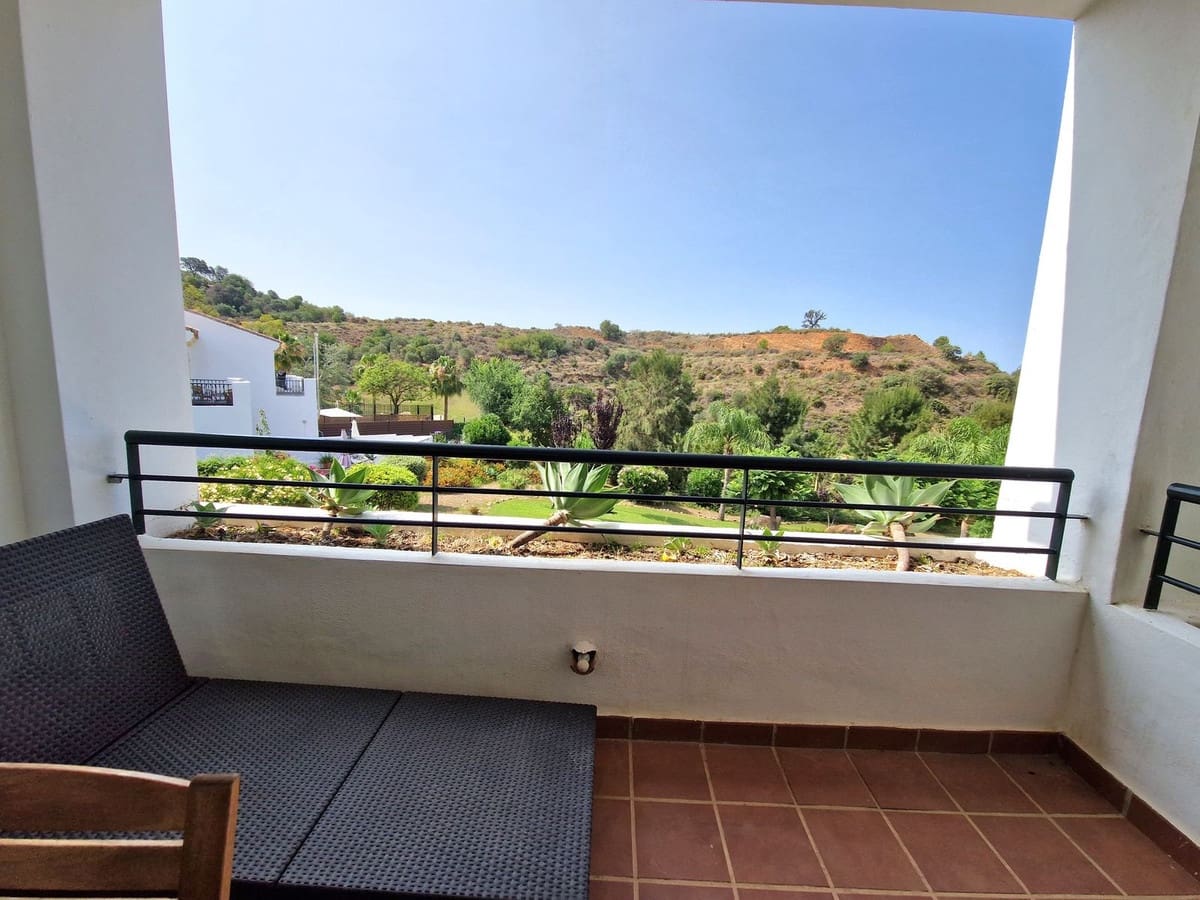 2 soveværelse Lejlighed til salg i Alhaurin Golf med swimmingpool garage - € 283.000 (Ref: 8566945)