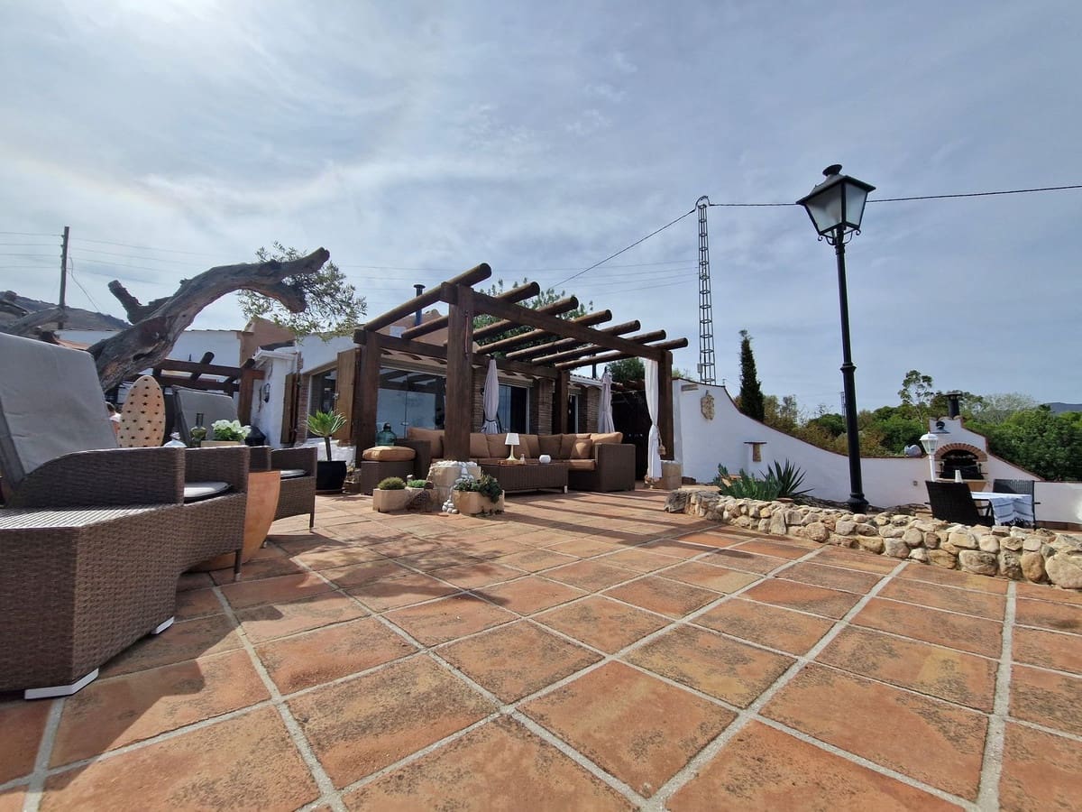 2 quarto Moradia para arrendamento para férias em Alhaurin el Grande com piscina Garagem - 775 € (Ref: 8585452)