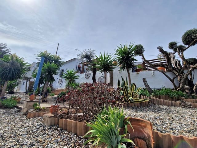 2 bedroom Villa for holiday rental in Alhaurín el Grande with pool garage - € 775 (Ref: 8585452)