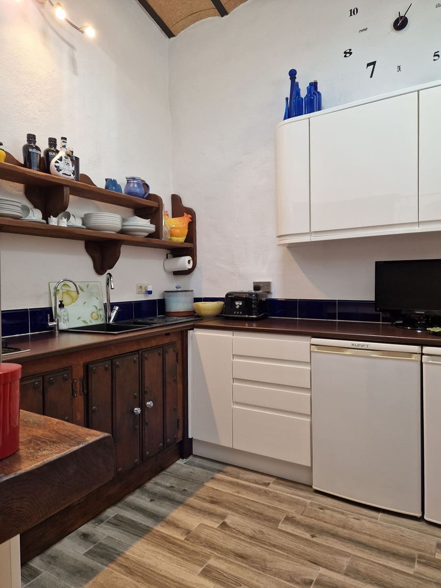 2 bedroom Villa for holiday rental in Alhaurin el Grande with pool garage - € 775 (Ref: 8585452)